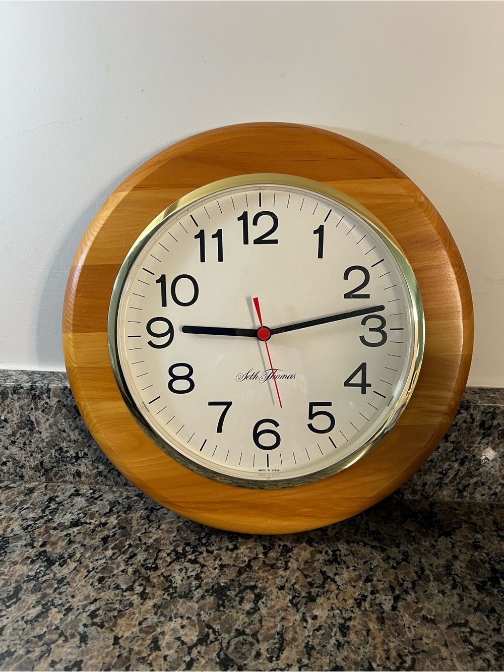 Seth Thomas Quartz Round Wood Wall Clock Made In USA 13”~ Home Decor